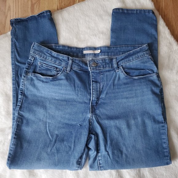 LEVIS CLASSIC MID RISE SKINNY JEANS - Picture 4 of 8